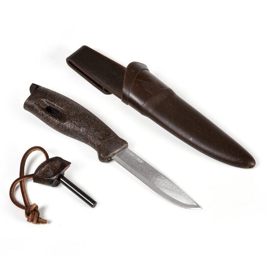 Swedish FireKnife 2in1 kókuszhéj